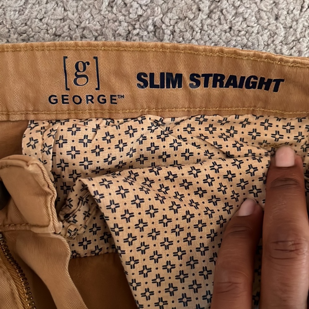 Slim fit Khaki’s - Picture 4 of 5